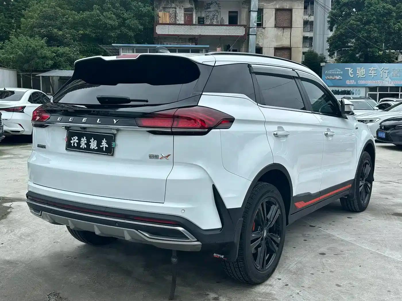 Geely Boyue 2022 Model Boyue X 1.8TD DCT Smart Edition — миниатюра 4