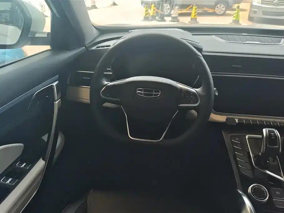 Geely Boyue 2022 Model Boyue X 1.8TD DCT Smart Edition — миниатюра 15
