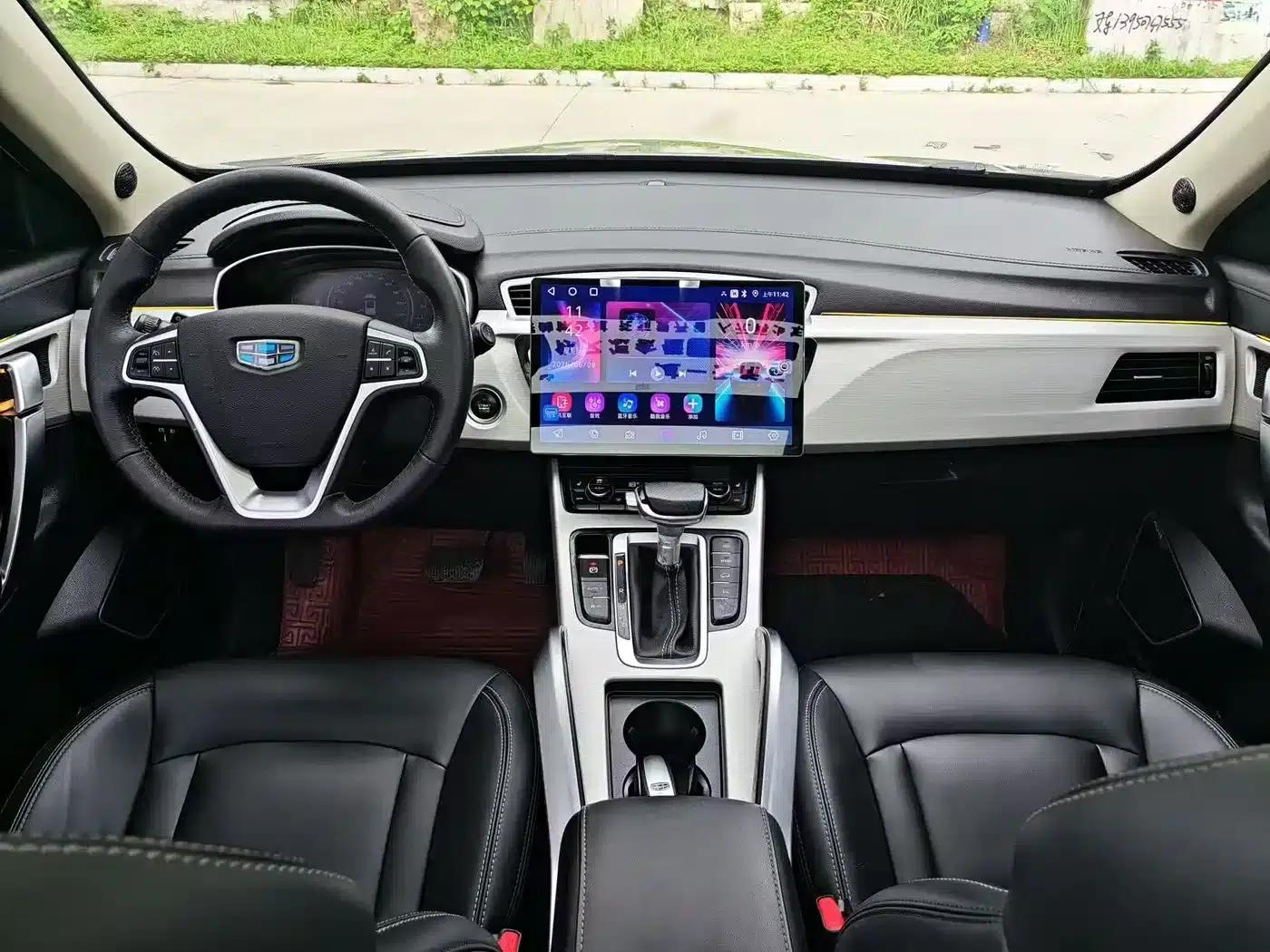 Geely Boyue 2018 1.8TD Automatic 2WD Intelligent Connected 4G Edition — миниатюра 4