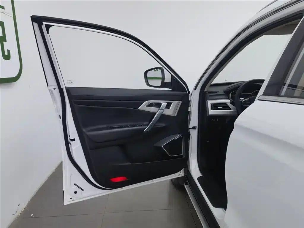 Geely Boyue 2018 1.8TD Manual 2WD Smart Edition — миниатюра 8
