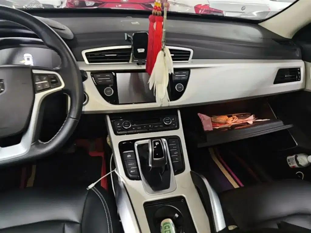 Geely Boyue 2020 1.8TD DCT 2WD Intelligent Connected 4G Edition — миниатюра 12