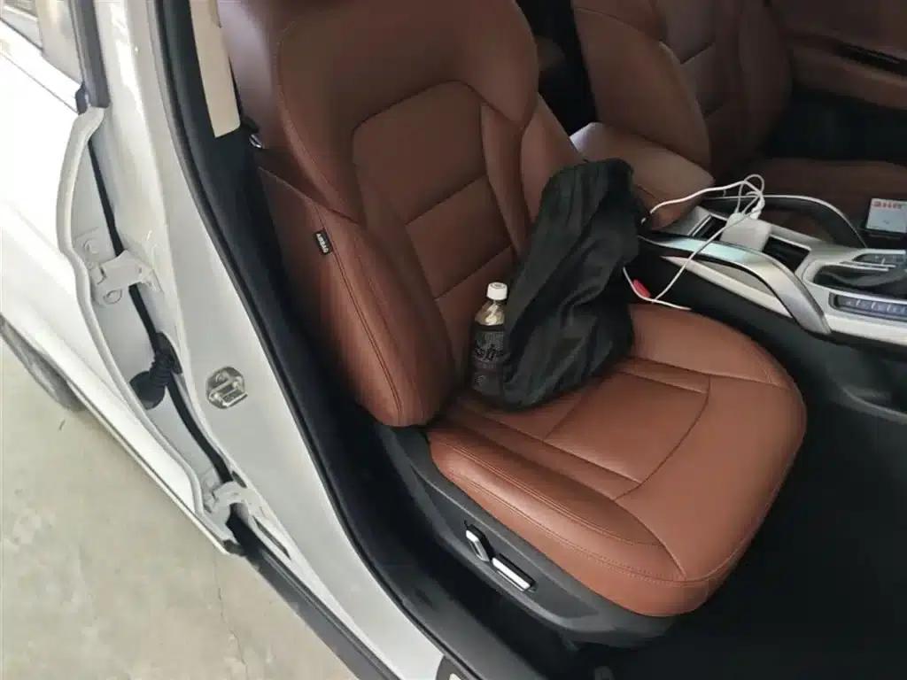Geely Boyue 2018 1.8TD Automatic AWD Smart Supreme 4G Connected Edition — миниатюра 25