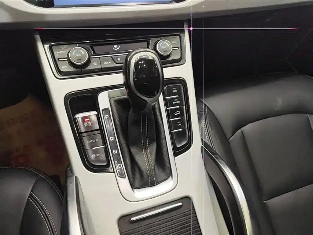 Geely Boyue 2016 1.8TD Automatic Intelligent Connectivity Model — миниатюра 13