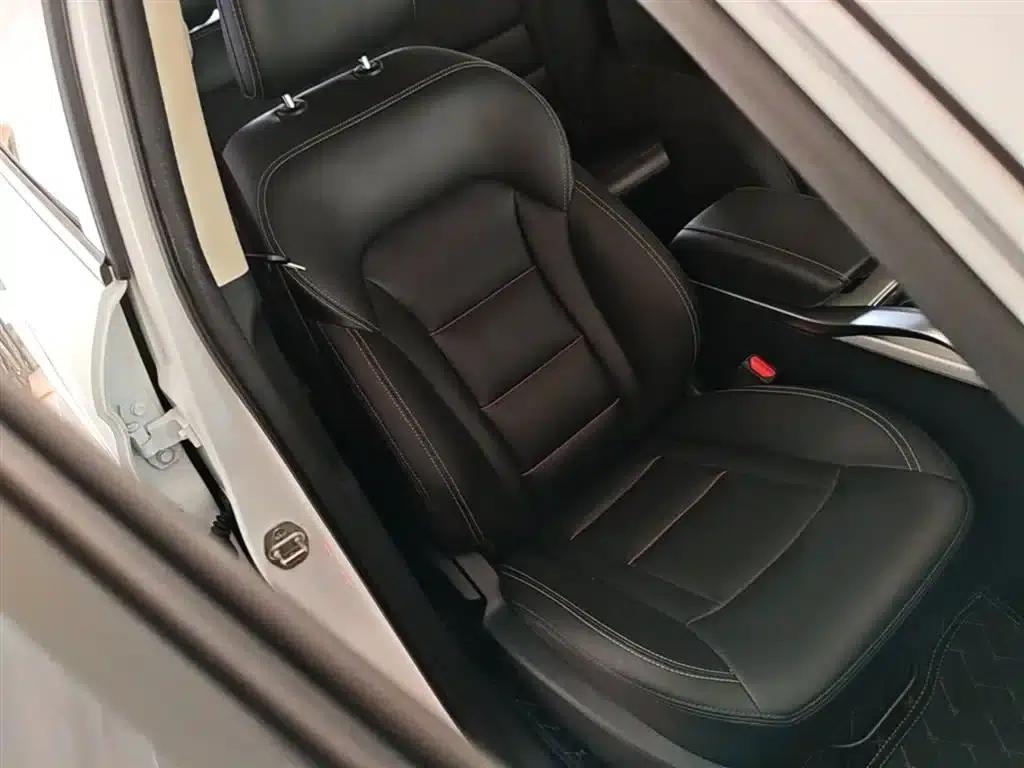 Geely Boyue 2018 1.8TD Automatic 2WD Smart Edition — миниатюра 25