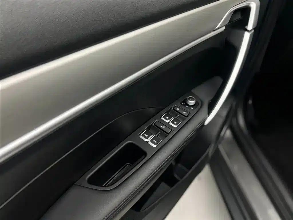 Geely Binyue 2025 1.5L CVT Super Power — миниатюра 13