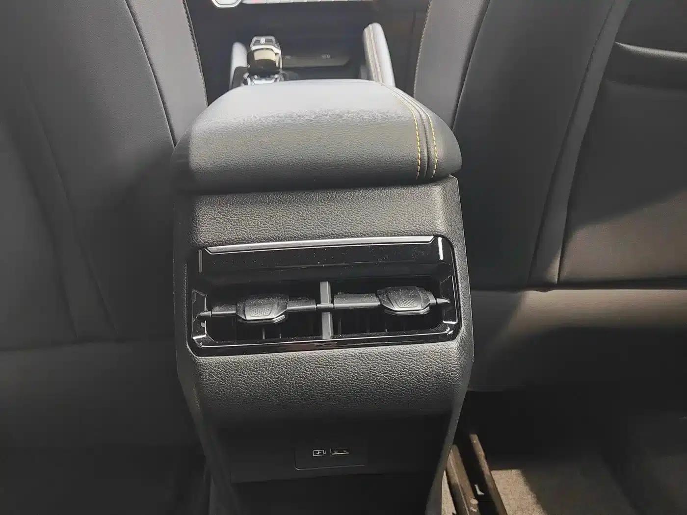 Geely Binyue 2025 Model Binyue L 1.5TD DCT Star Diamond — миниатюра 15