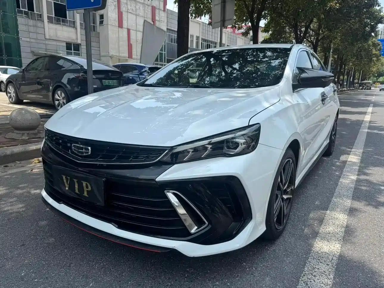 Binrui 2022 Model Binrui COOL 1.5T DCT Electric Edition — миниатюра 1