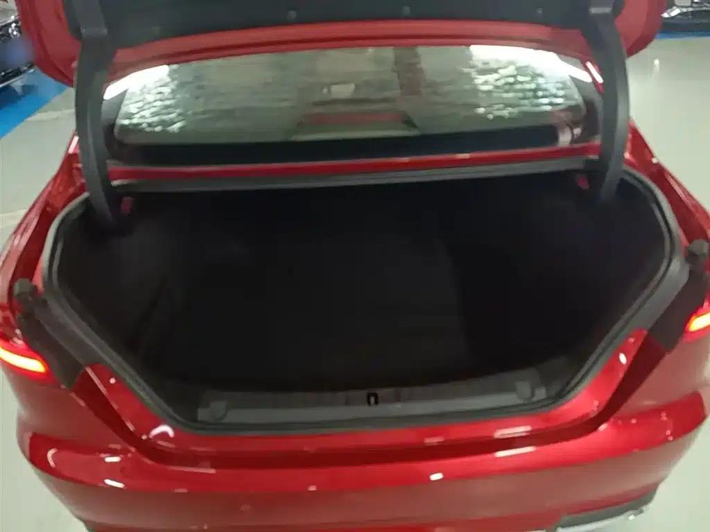 Geely Binrui 2018 14T CVT Binzhi Edition — миниатюра 19