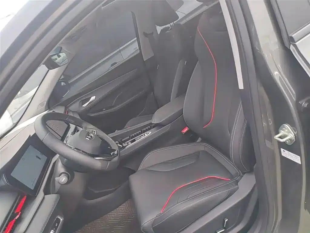 Binrui 2024 Model Binrui COOL 1.5T DCT Dragon Edition — миниатюра 14