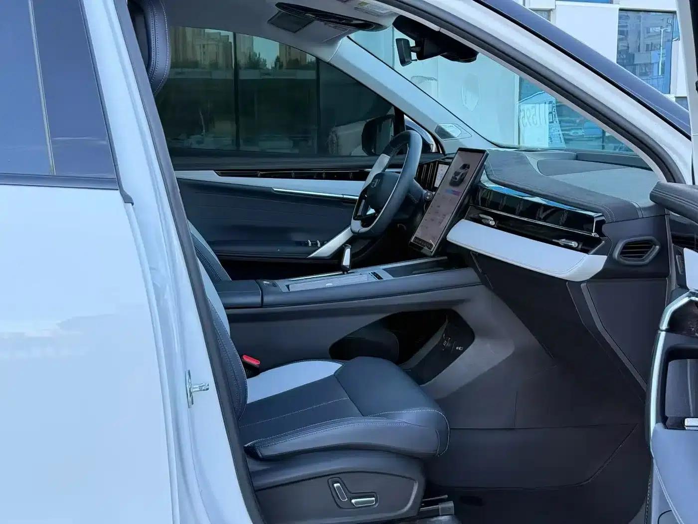 Geely Boyue L 2024 1.5TD DCT Premium Edition — миниатюра 4