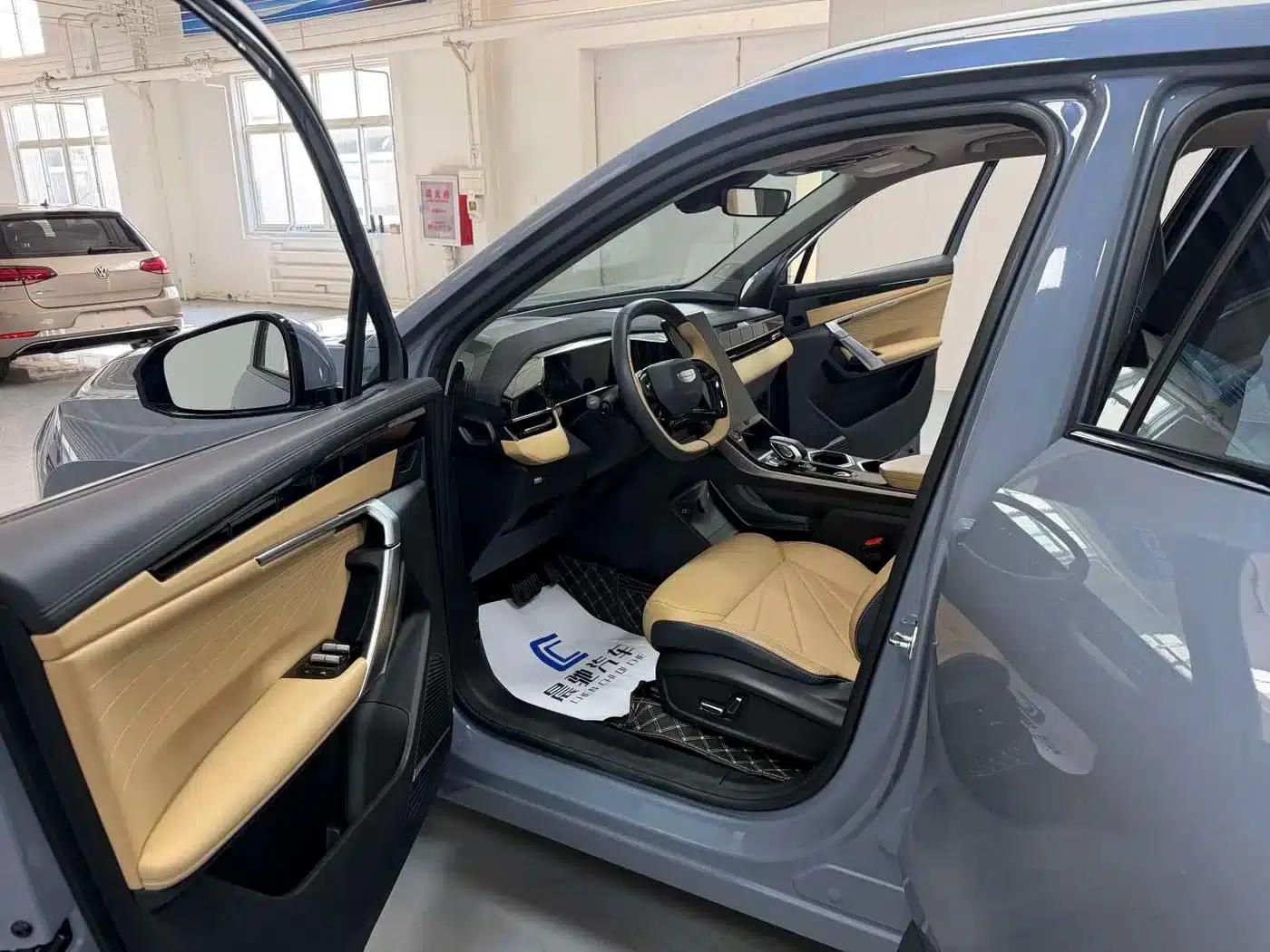 Geely Boyue L 2023 1.5TD DCT Premium Edition — миниатюра 10
