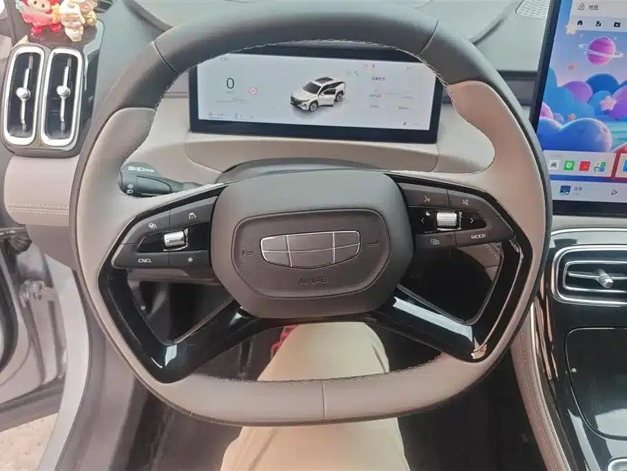 Geely Boyue L 2025 Fourth Generation 1.5TD DCT (Mountain and River) — миниатюра 15