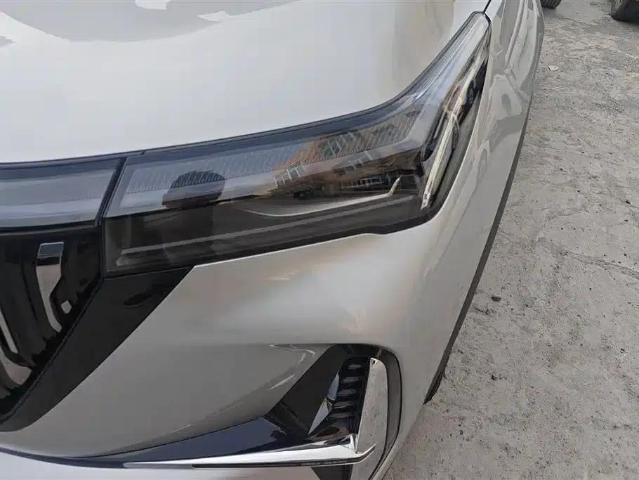 Geely Boyue L 2025 Fourth Generation 1.5TD DCT (Mountain and River) — миниатюра 5