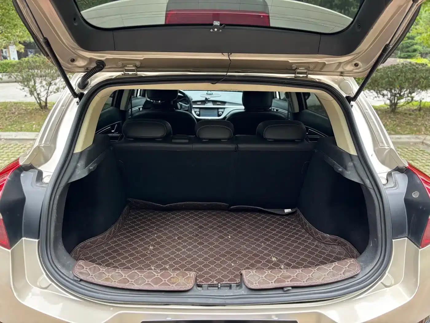 Geely GS 2018 Sport Edition 1.4T Automatic Leading Model — миниатюра 16