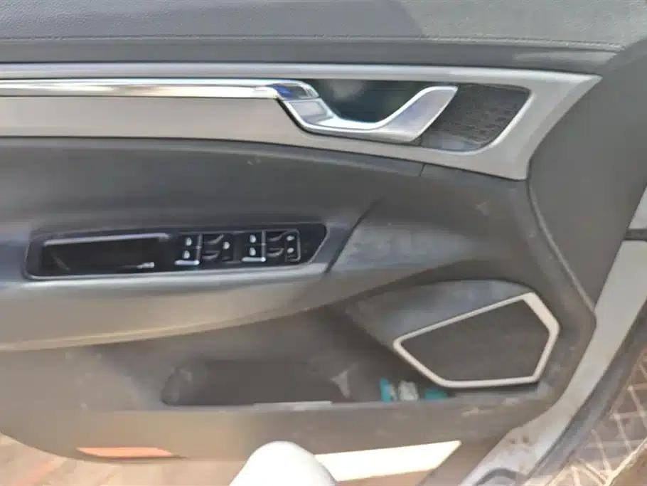 Geely GS 2018 Sport Edition 1.8L Automatic Premium Model — миниатюра 7