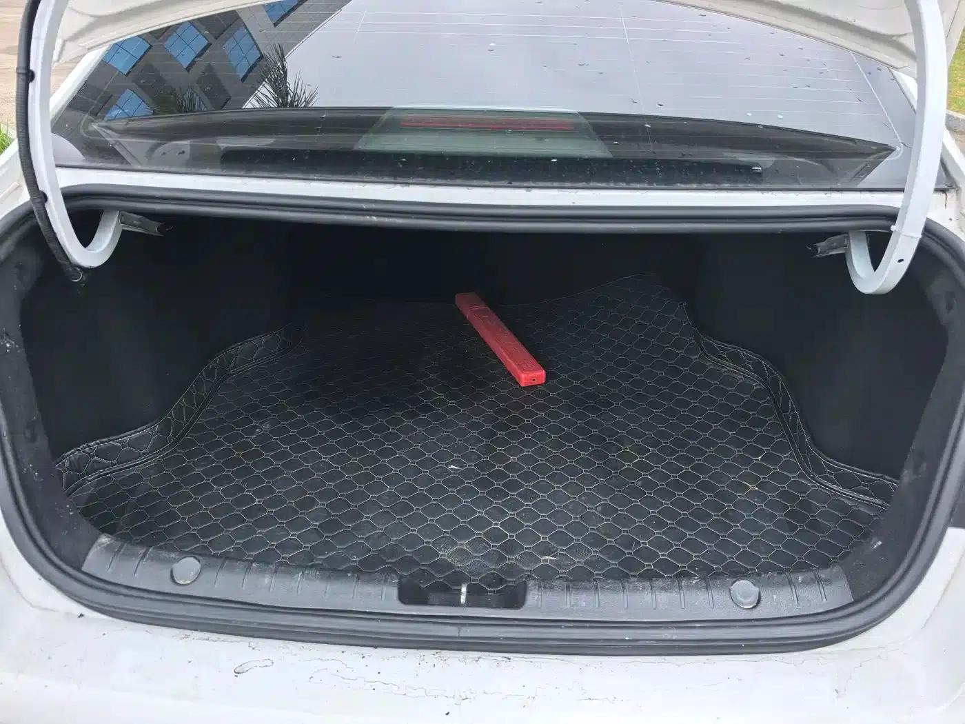 Geely Emgrand GL 2020 1.4T CVT Luxury Edition — миниатюра 13