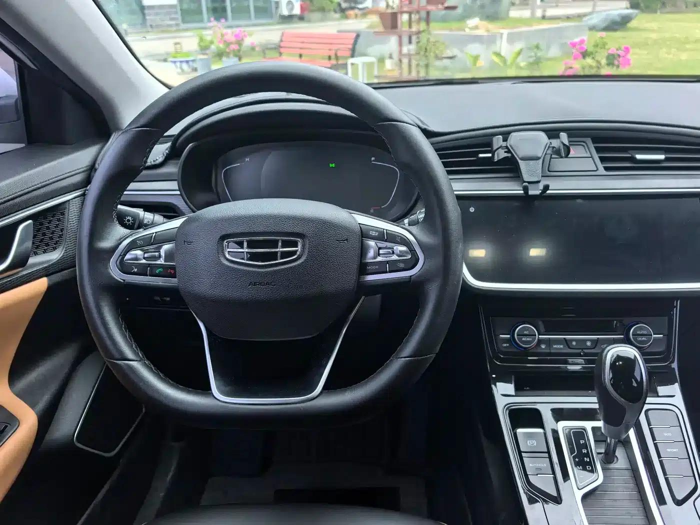 Geely Emgrand GL 2020 1.4T CVT Luxury Edition — миниатюра 5
