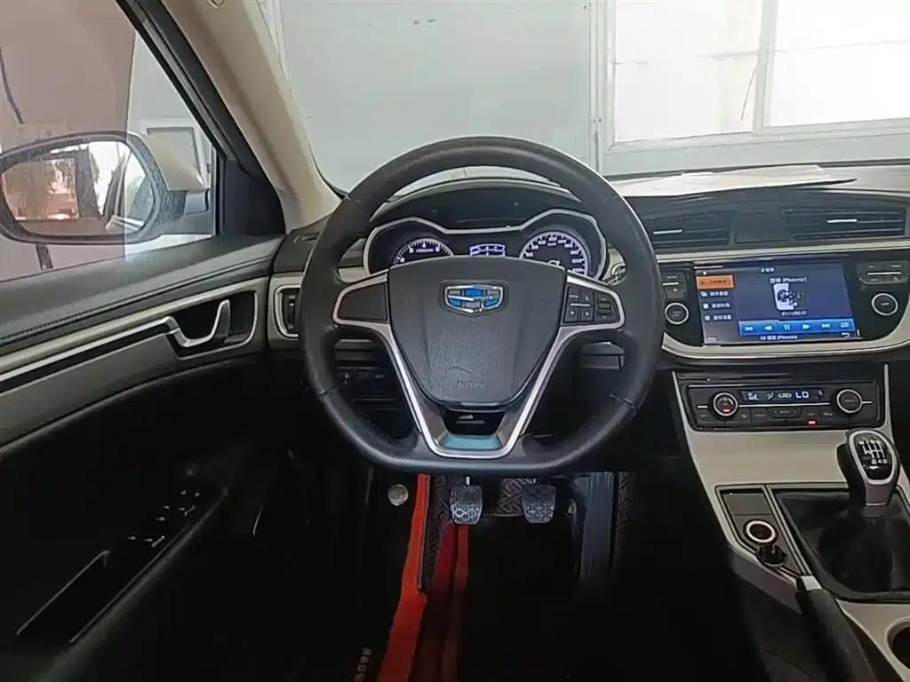 Geely Emgrand GL 2017 1.8L Manual Elite — миниатюра 11