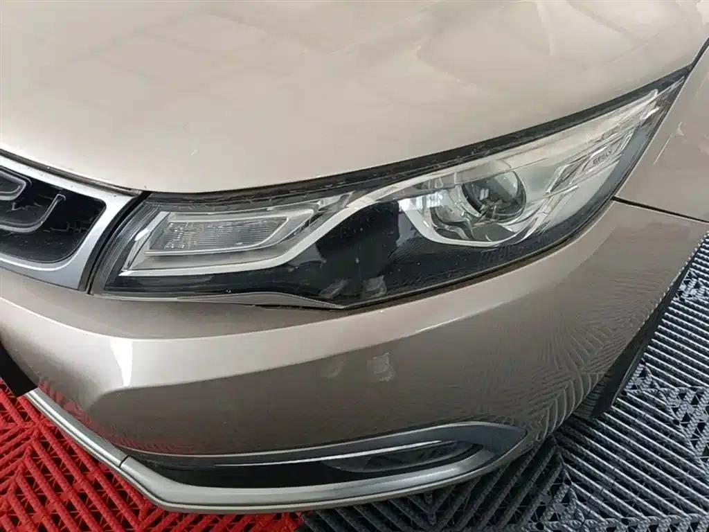 Geely Emgrand GL 2017 1.8L Manual Elite — миниатюра 24
