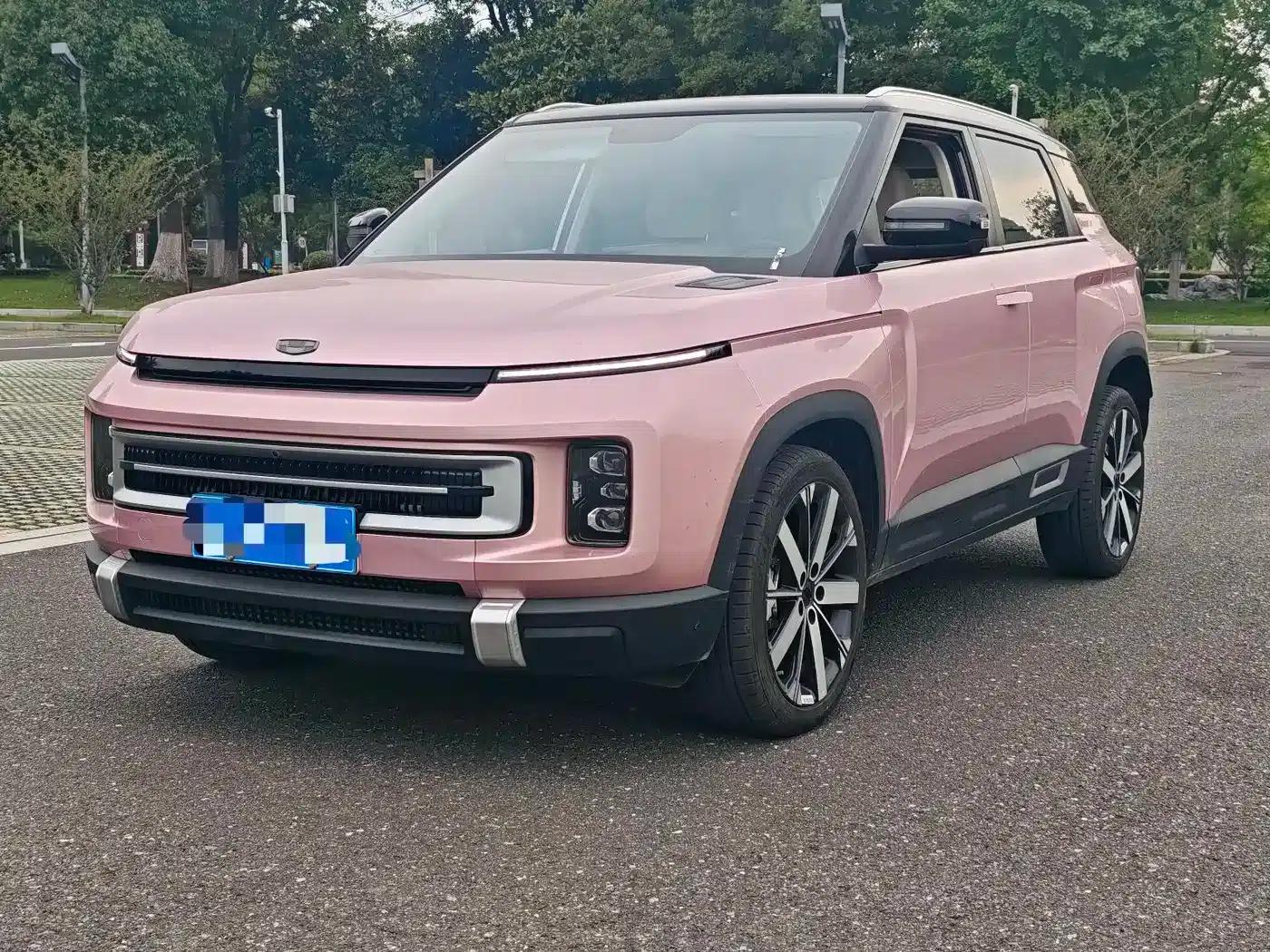 Geely ICON 2023 1.5TD Chocolate Premium Edition — миниатюра 1