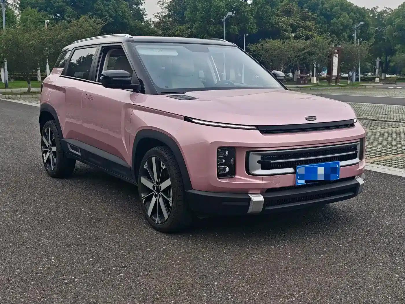 Geely ICON 2023 1.5TD Chocolate Premium Edition — миниатюра 3
