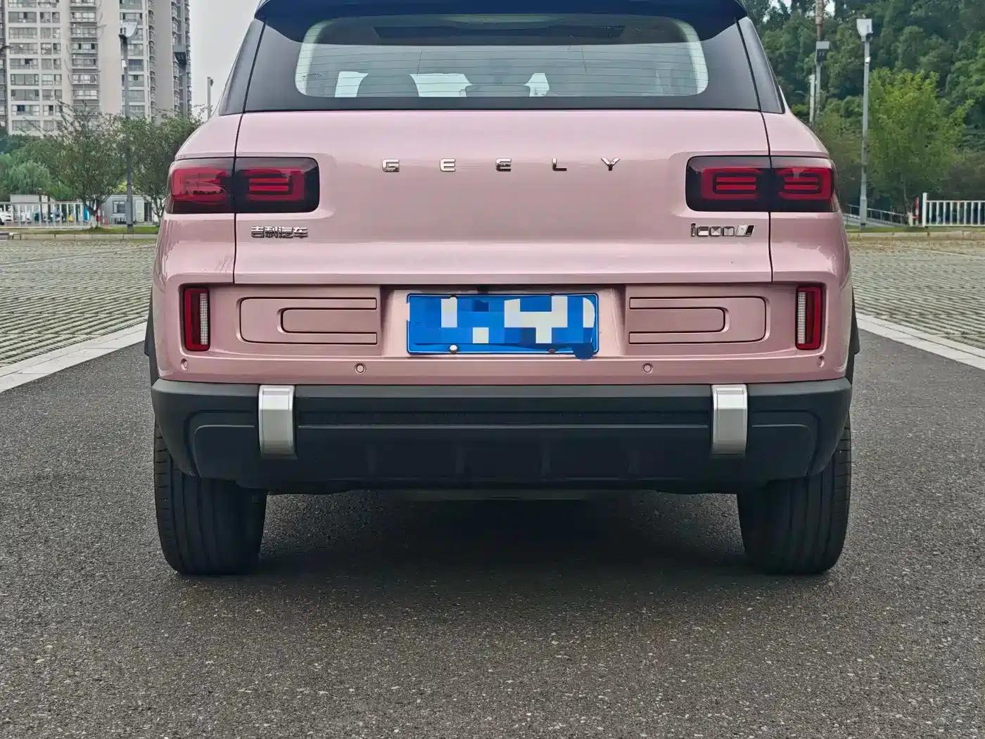 Geely ICON 2023 1.5TD Chocolate Premium Edition — миниатюра 5