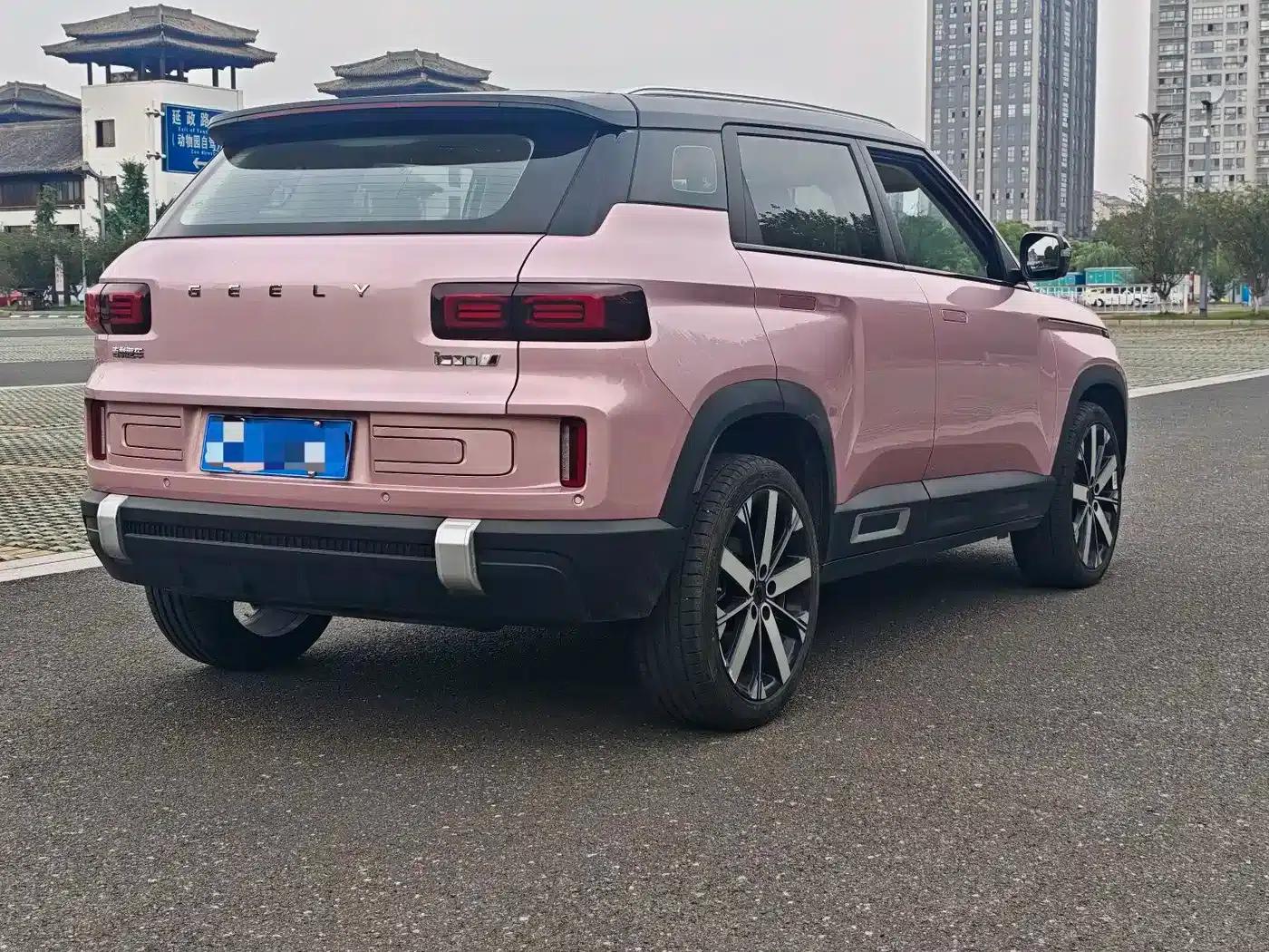 Geely ICON 2023 1.5TD Chocolate Premium Edition — миниатюра 6