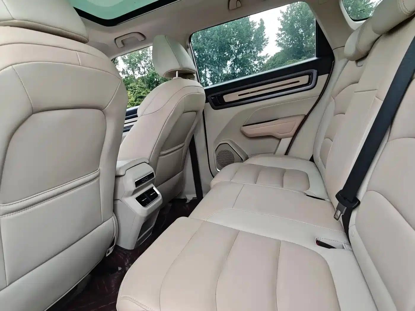 Geely ICON 2023 1.5TD Chocolate Premium Edition — миниатюра 10