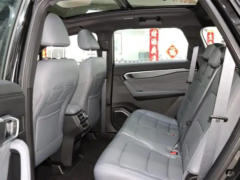 Haoyue L 2026 1.5TD DCT Happiness 5-Seater — миниатюра 11