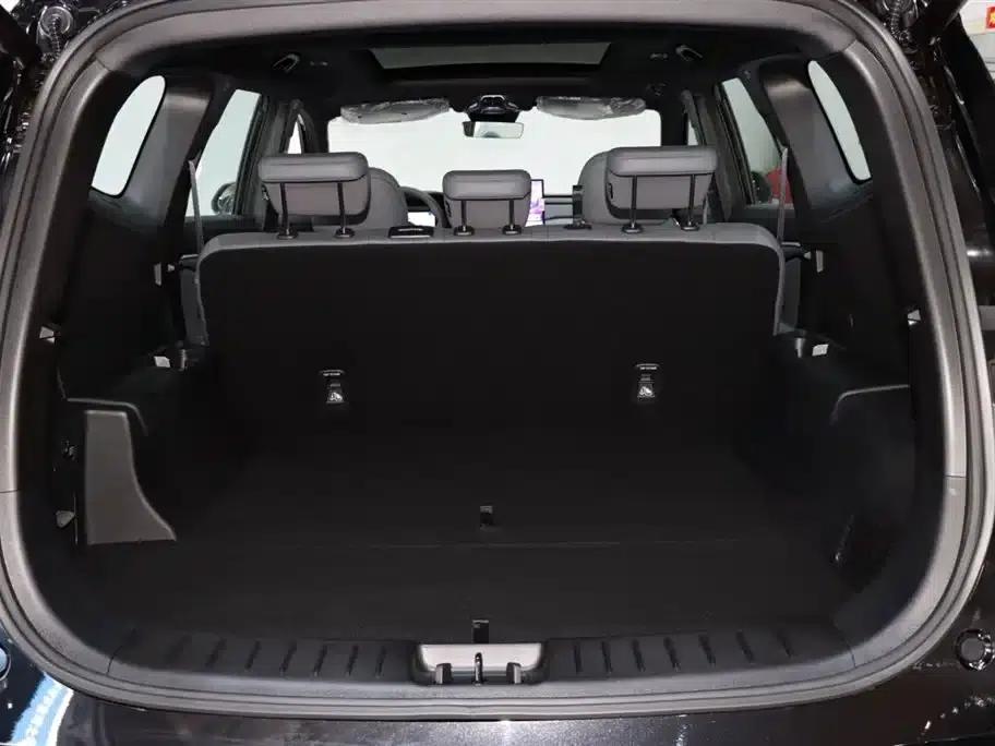 Haoyue L 2026 1.5TD DCT Happiness 5-Seater — миниатюра 18
