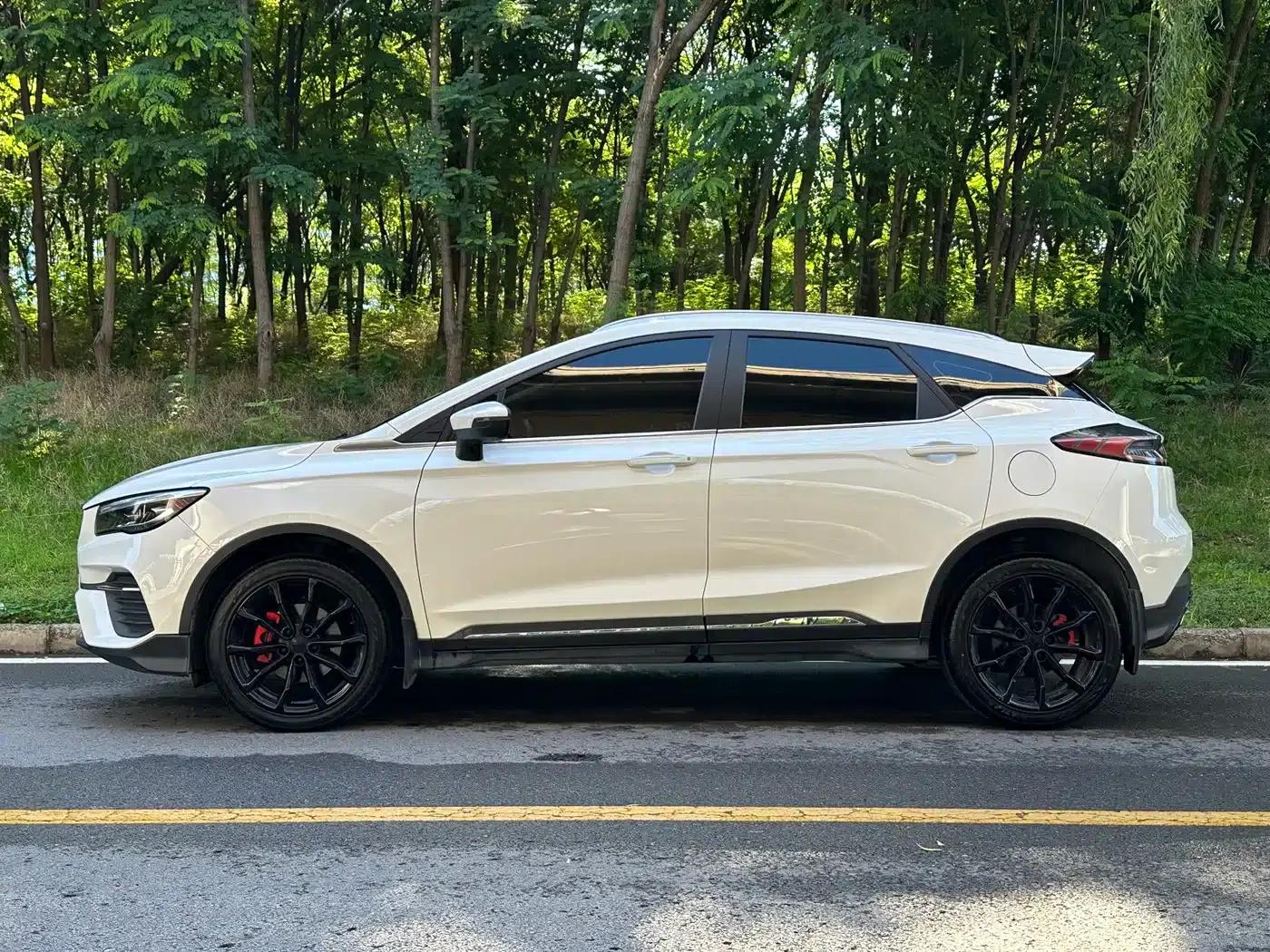 Geely Emgrand S 2021 1.4T CVT Luxury Edition — миниатюра 3