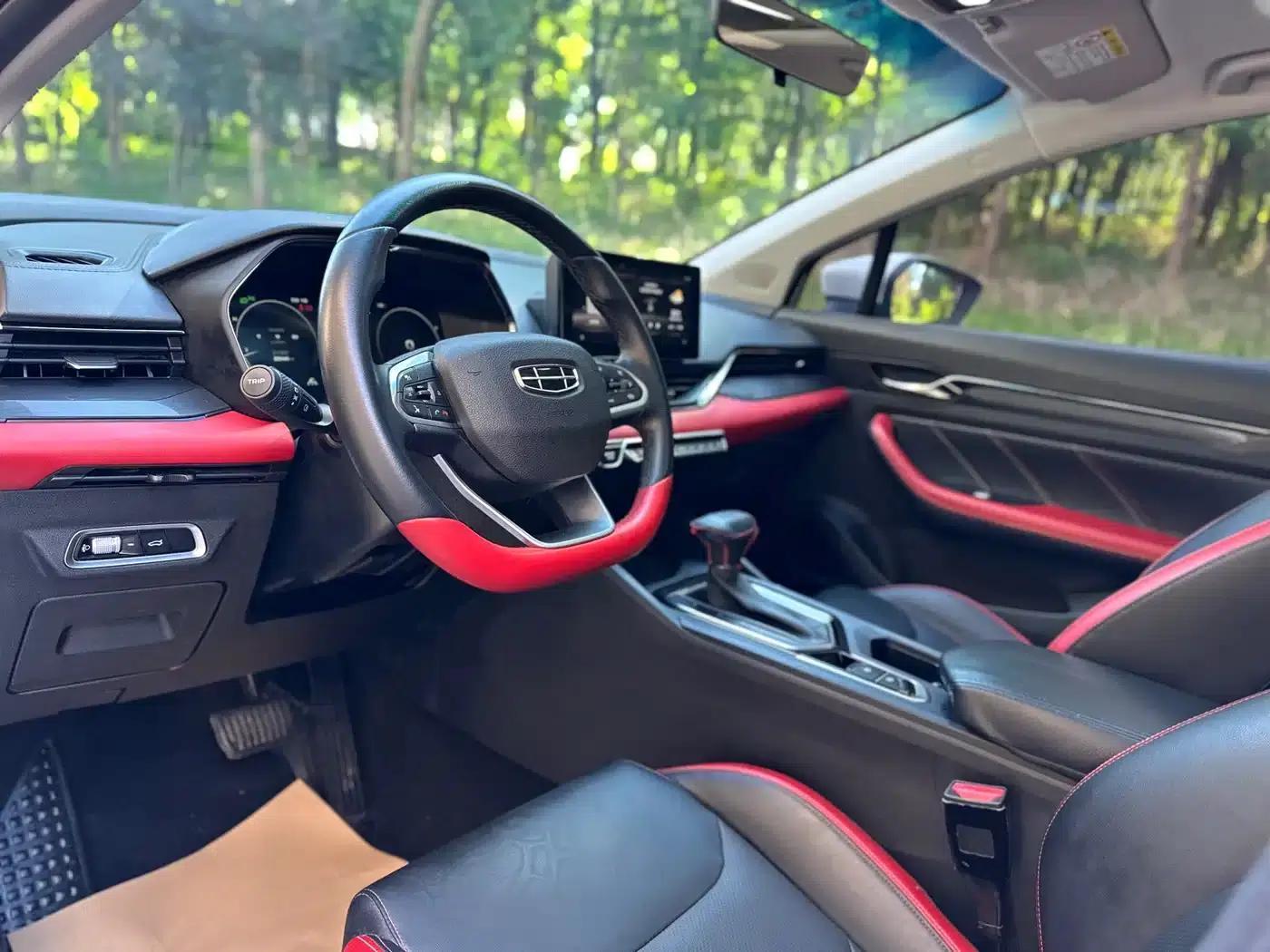 Geely Emgrand S 2021 1.4T CVT Luxury Edition — миниатюра 6