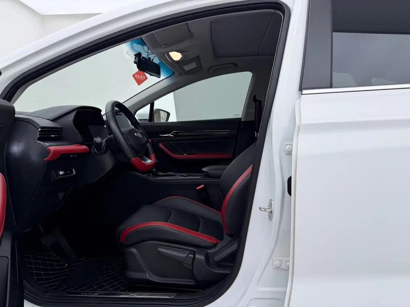 Geely Emgrand S 2021 1.4T CVT Luxury Edition — миниатюра 7