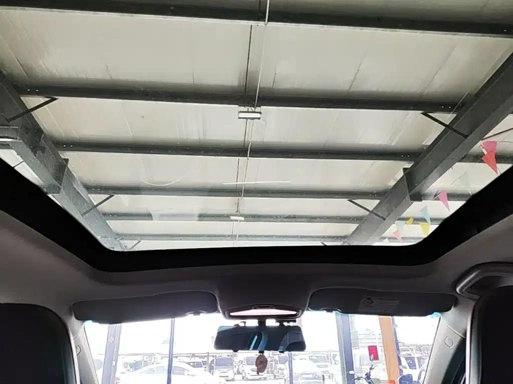 Geely Emgrand S 2021 1.4T CVT Luxury Edition — миниатюра 18