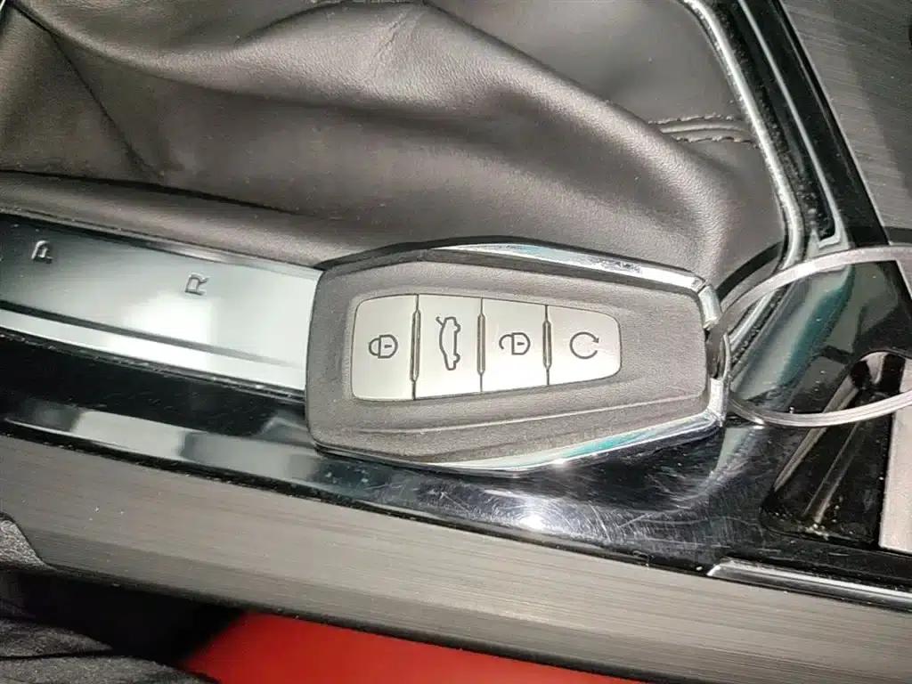 Geely Emgrand S 2021 1.4T CVT Luxury Edition — миниатюра 9