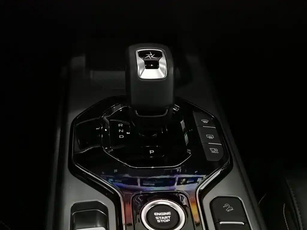 Geely Cowboy 2025 1.5TD Wild Edition — миниатюра 13