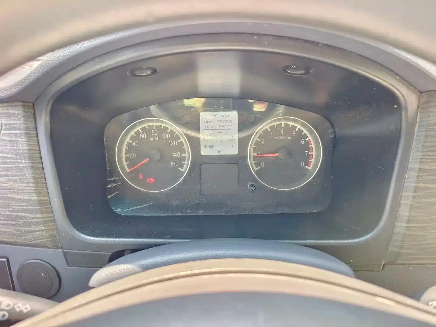 Jinbei T3 2015 Model 1.3L Double Cab Comfort Type DLCG12 — миниатюра 10
