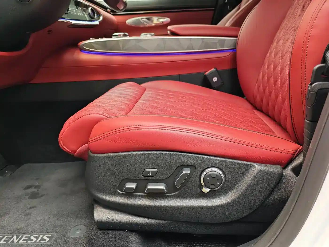 Genesis GV70 2023 2.5T AWD Flagship Edition — миниатюра 11