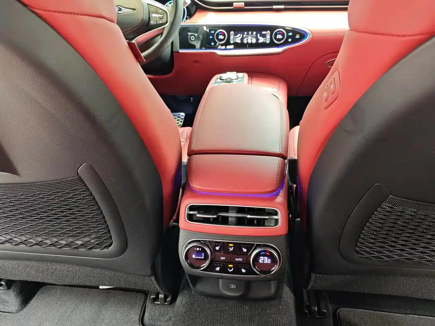Genesis GV70 2023 2.5T AWD Flagship Edition — миниатюра 7