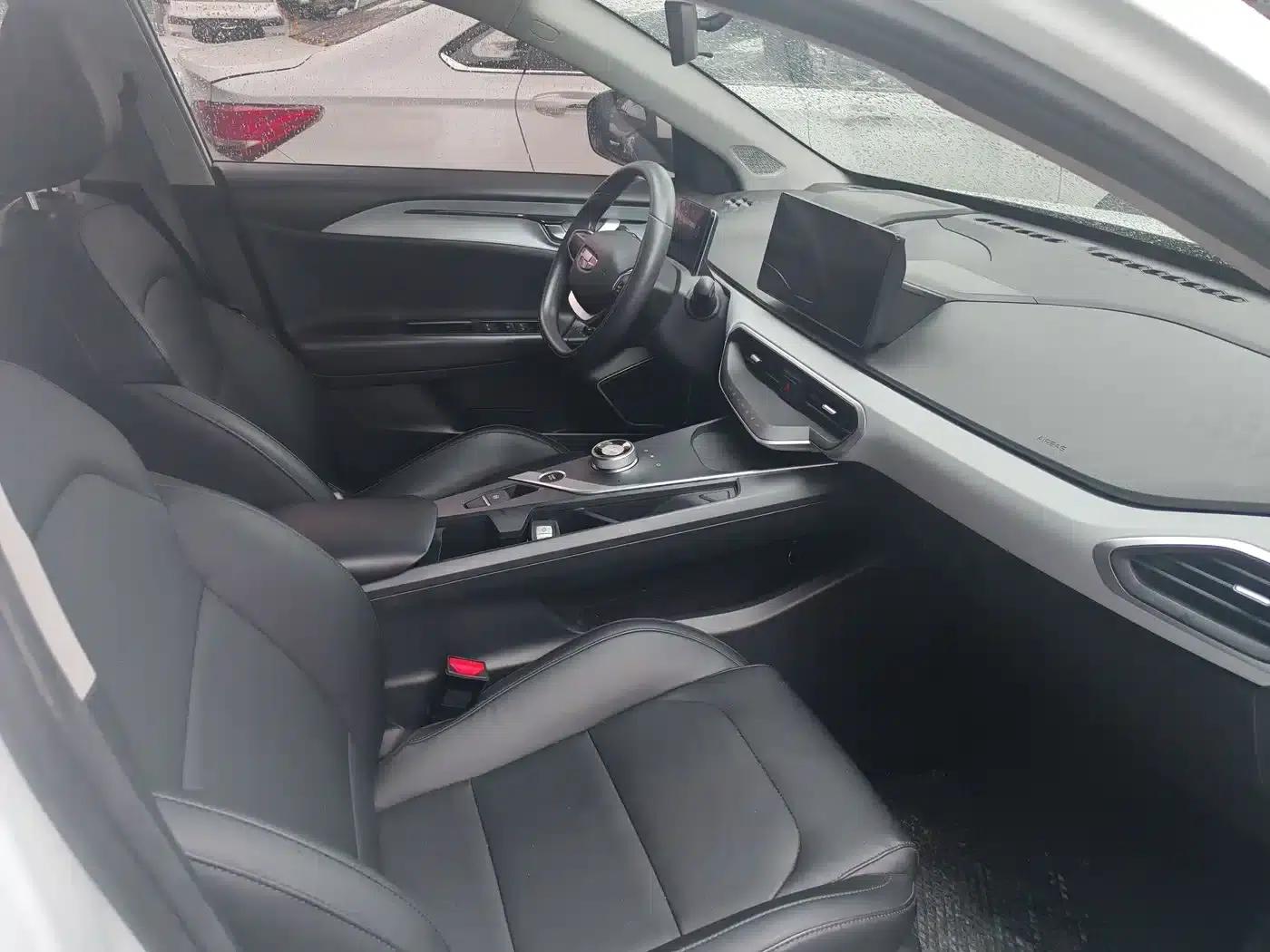 Geely Geometry A 2024 500KM Travel Edition — миниатюра 3