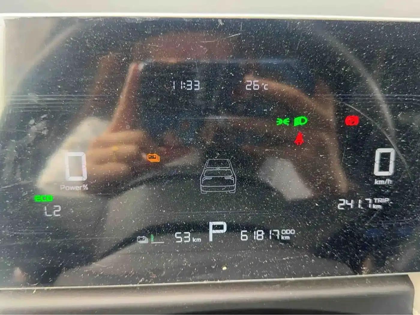 Geely Geometry E Firefly 2023 Model 320KM Happy Tiger 5-Seater — миниатюра 12