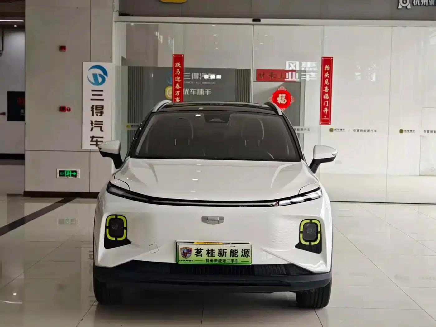 Geely Geometry E Firefly 2023 Model 401KM Thunder Tiger 5-Seater — миниатюра 2