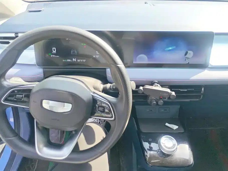 Geely Geometry E Firefly 2022 Model 320KM Cute Tiger 4-Seater — миниатюра 12