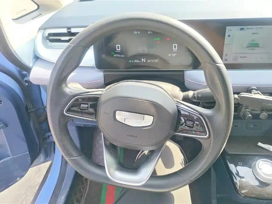 Geely Geometry E Firefly 2022 Model 320KM Cute Tiger 4-Seater — миниатюра 15