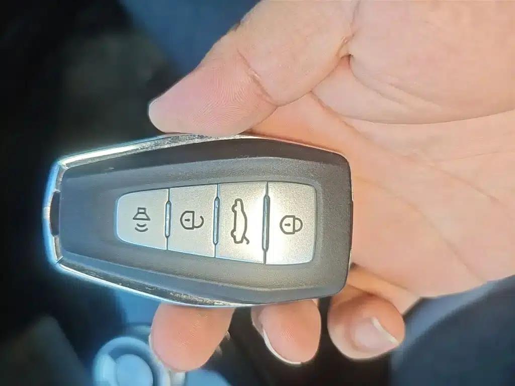 Geely Geometry E Firefly 2024 Model, 301km/h, Streamer — миниатюра 9