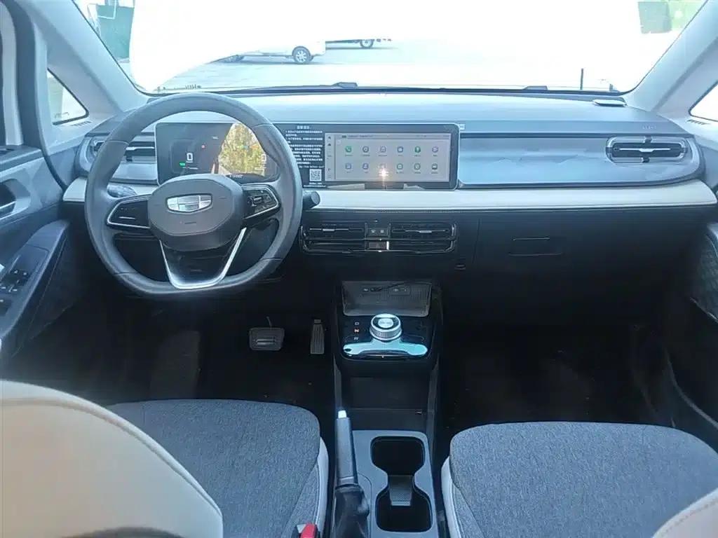Geely Geometry E Firefly 2024 Model, 301km/h, Streamer — миниатюра 10