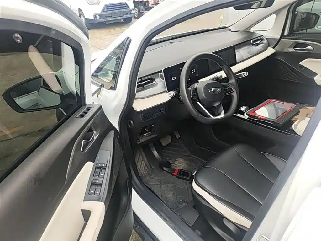 Geely Geometry E Firefly 2024 Model, 301km/h, Starlight — миниатюра 16