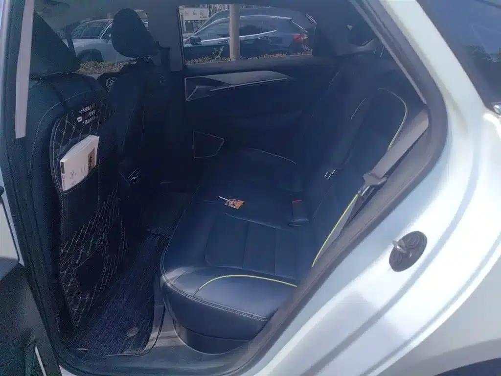 Geely Geometry G6 2024 Model 410KM Luxury Edition — миниатюра 15