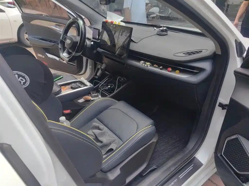 Geely Geometry G6 2024 Model 410KM Luxury Edition — миниатюра 20
