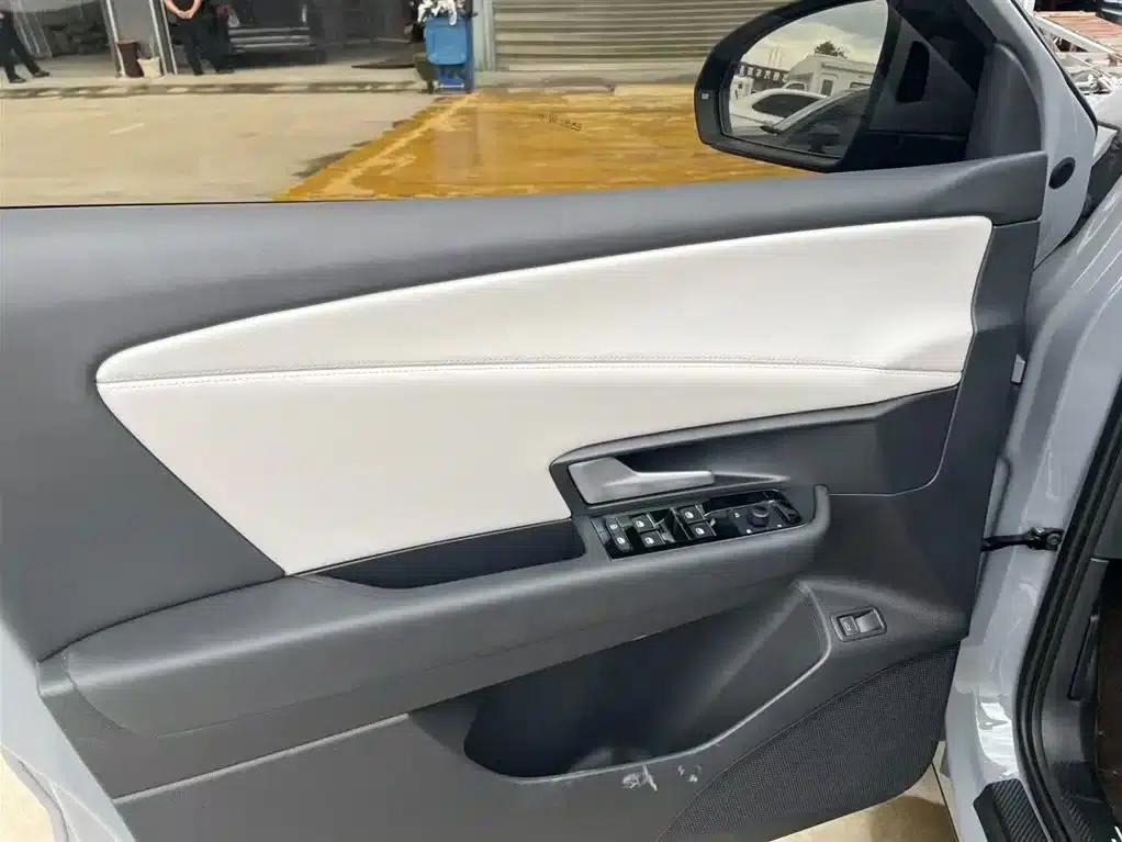 Jetta VS8 2026 280TSI Automatic Supreme Edition — миниатюра 8
